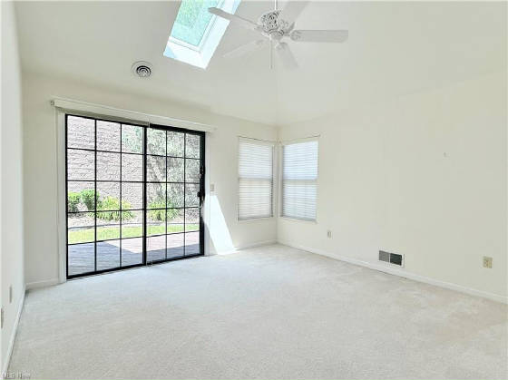 4084SaintAndrewsCt11.jpg